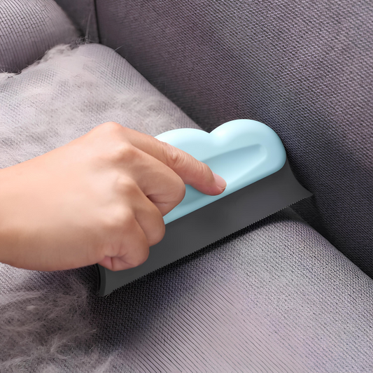 Diva Claws™ Purr Clean – Pet Hair Brush